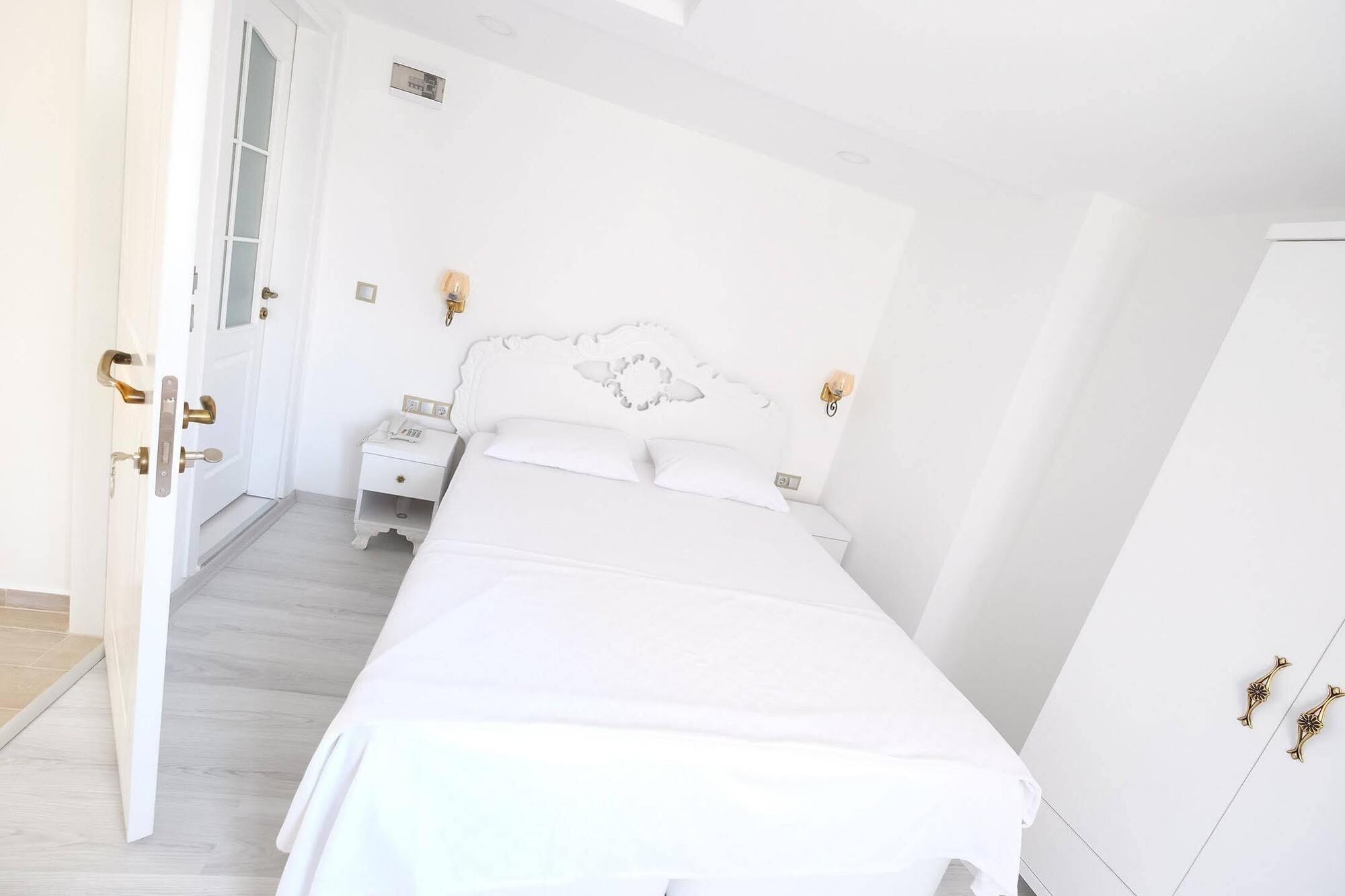 Bugra Alacati (Adults Only) Экстерьер фото